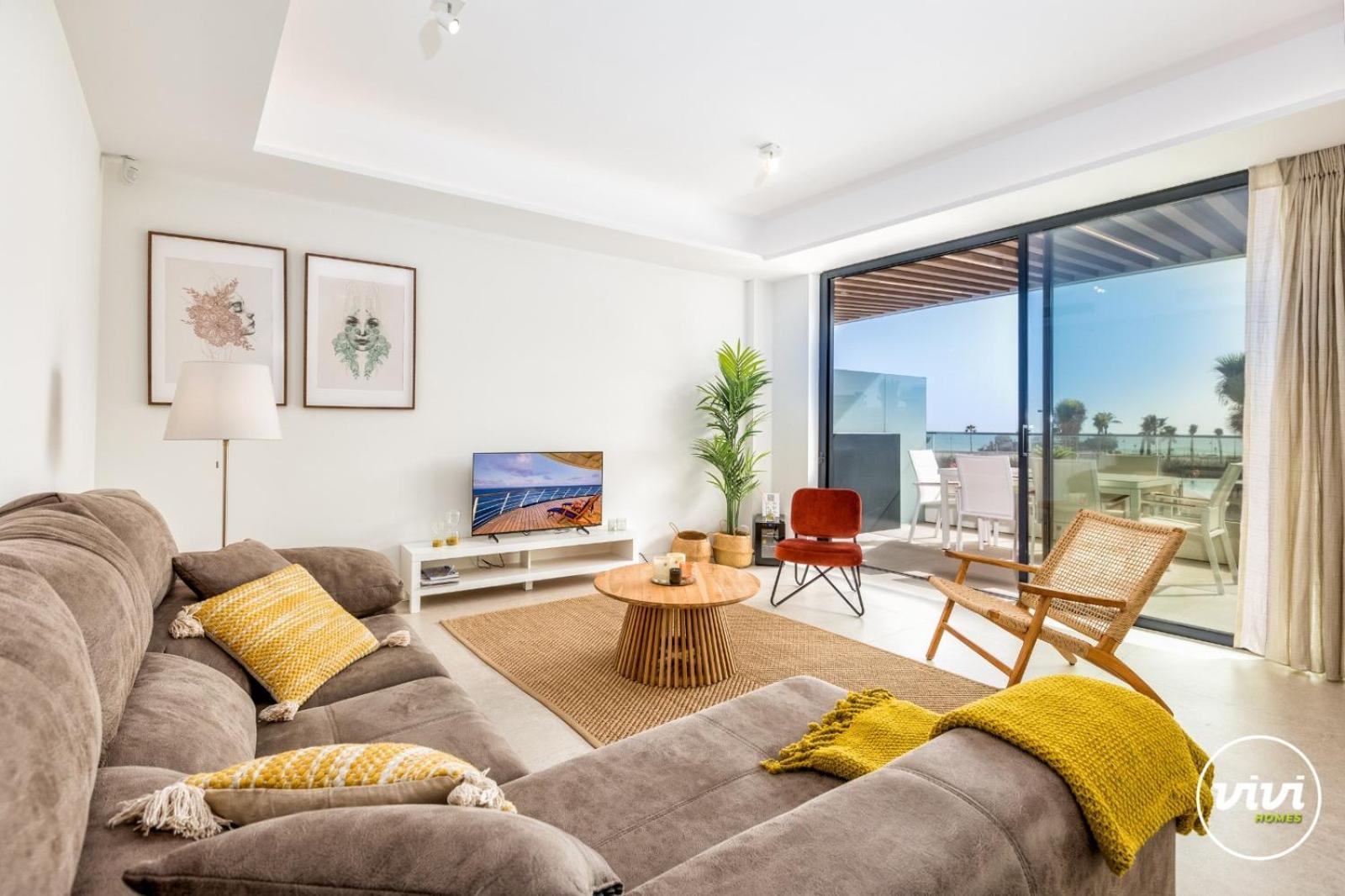 Apartment Vivi Homes - Rembrandt Pool, Sauna, Gym & Sea View *