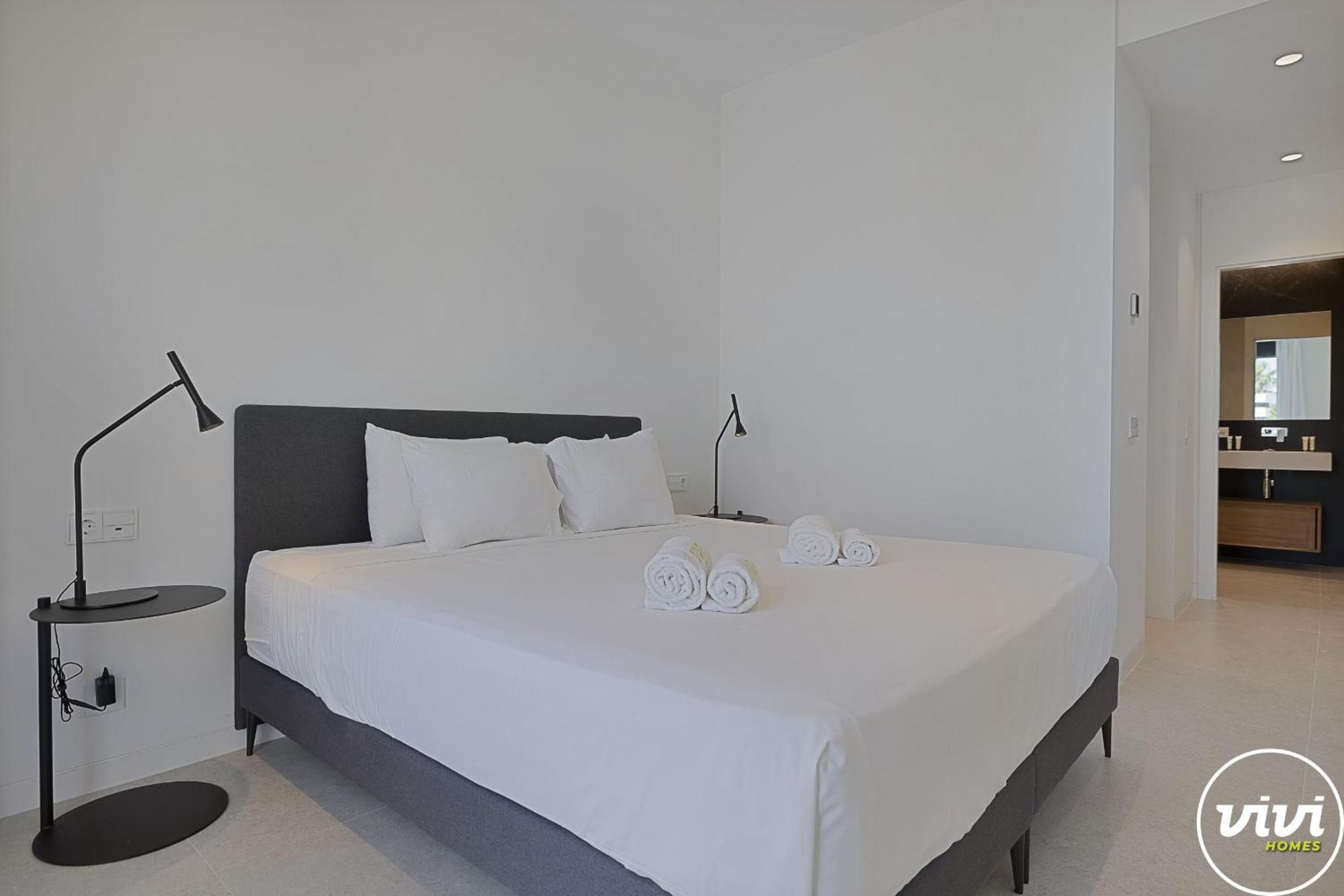 Appartamento Vivi Homes - Aura Pool, Sauna, Spa, Gym & Sea View *