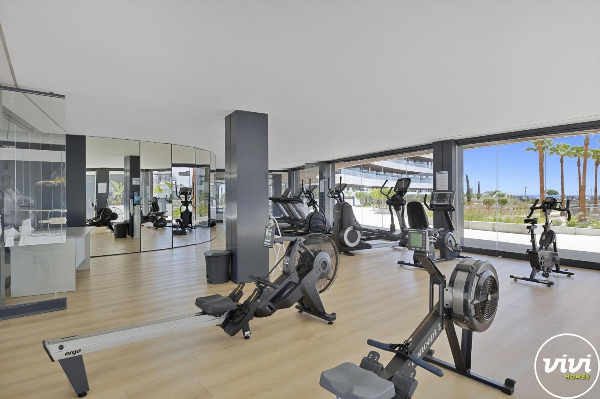 Appartamento Vivi Homes - Aura Pool, Sauna, Spa, Gym & Sea View *